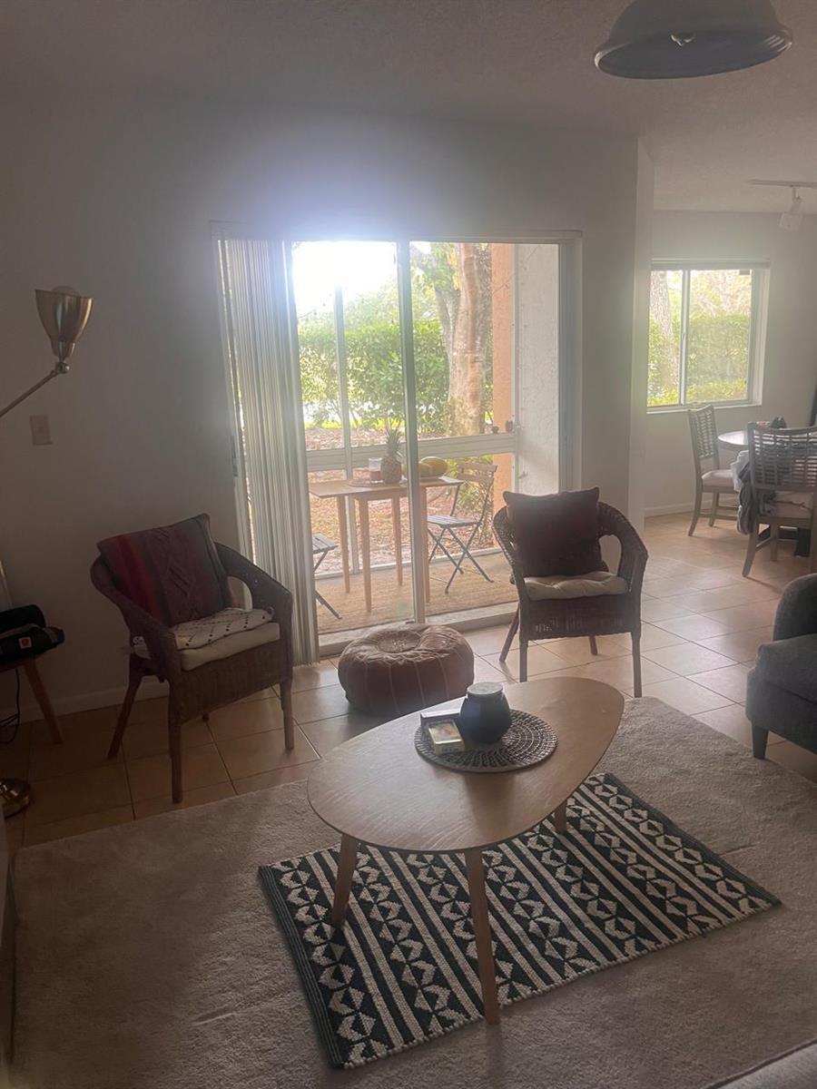 Building Photo - 719 NW 92nd Ave