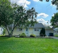 Building Photo - 7705 Whitcomb St