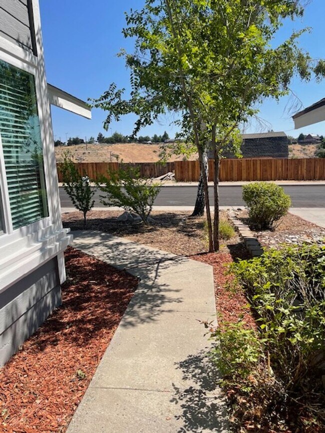 Building Photo - Beautiful Home with Stunning Renovations a...