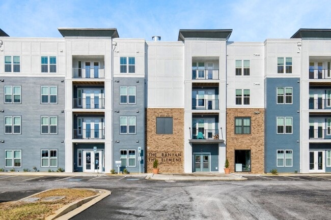 Building Photo - 76 Old Mill Bottom Rd N