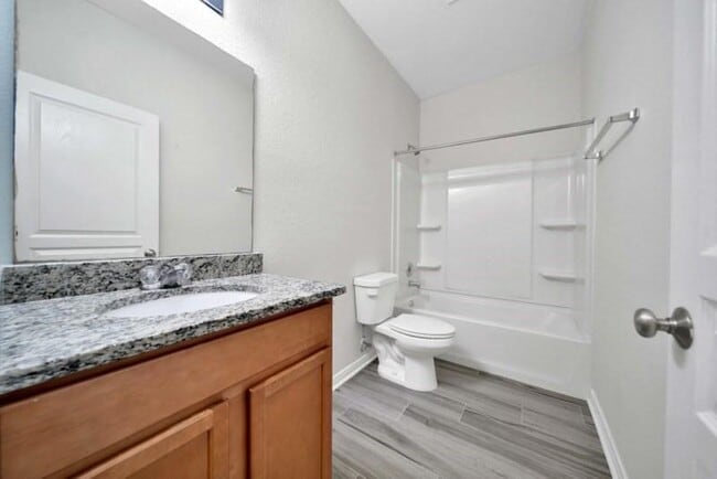 Building Photo - 2619 Skyview Silver Dr
