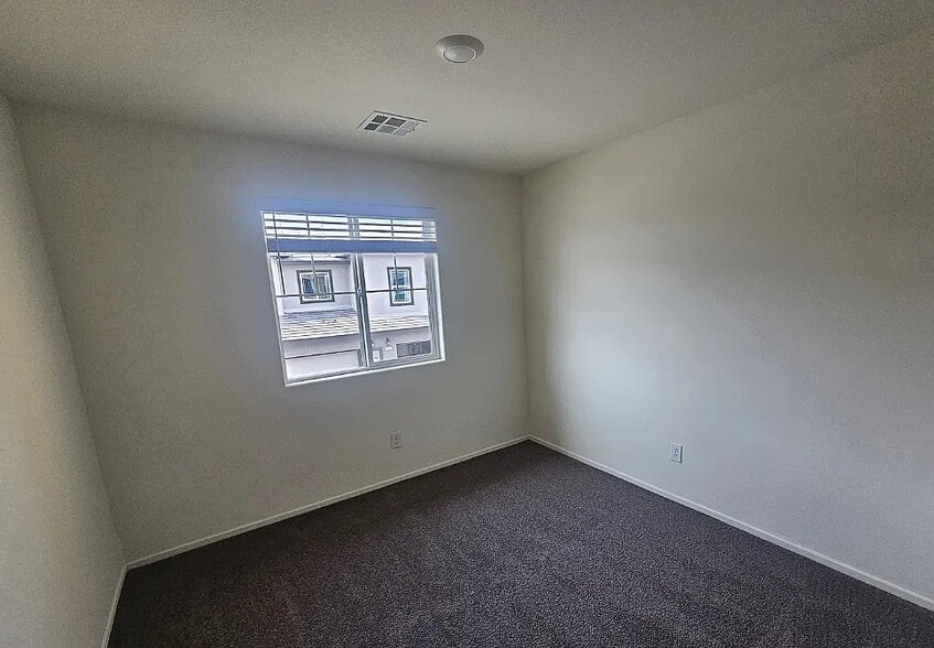 Building Photo - 1138 Meadow Sparrow Pl