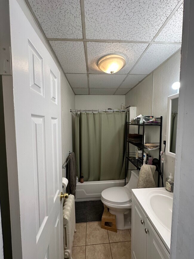 Building Photo - 117 Hanover St