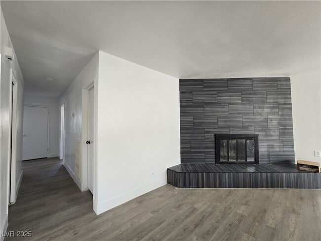 Building Photo - 4001 Via Vaquero Ave