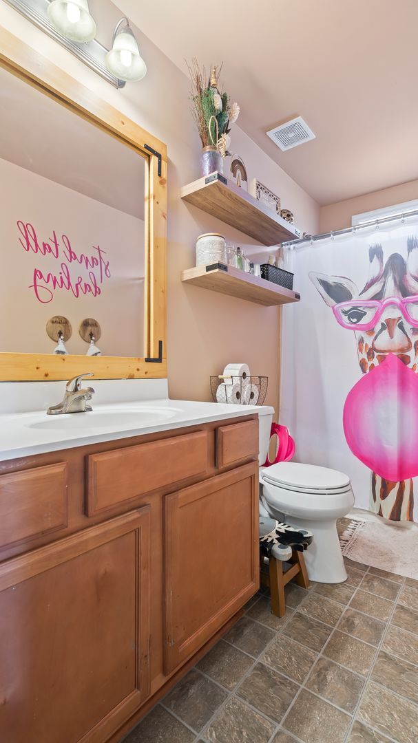 Building Photo - 119 Silver Queen Ln