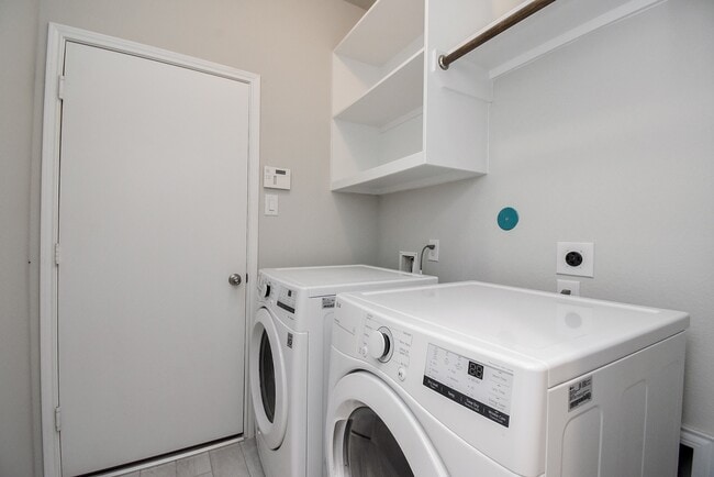 Building Photo - 23602 Acerola Tree Ct