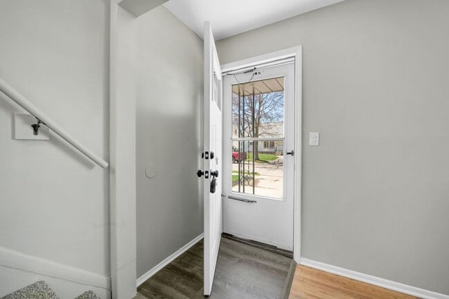 Building Photo - 24364 Bolam Ave