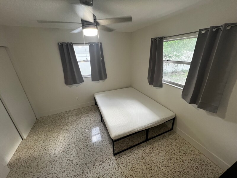 Building Photo - 10920 N 29th St