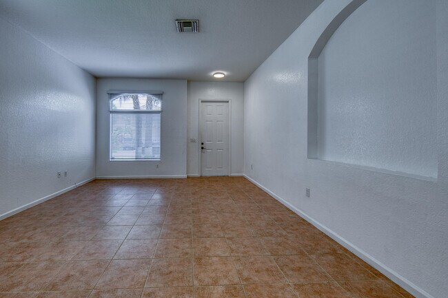 Building Photo - 139 2 Pine Dr