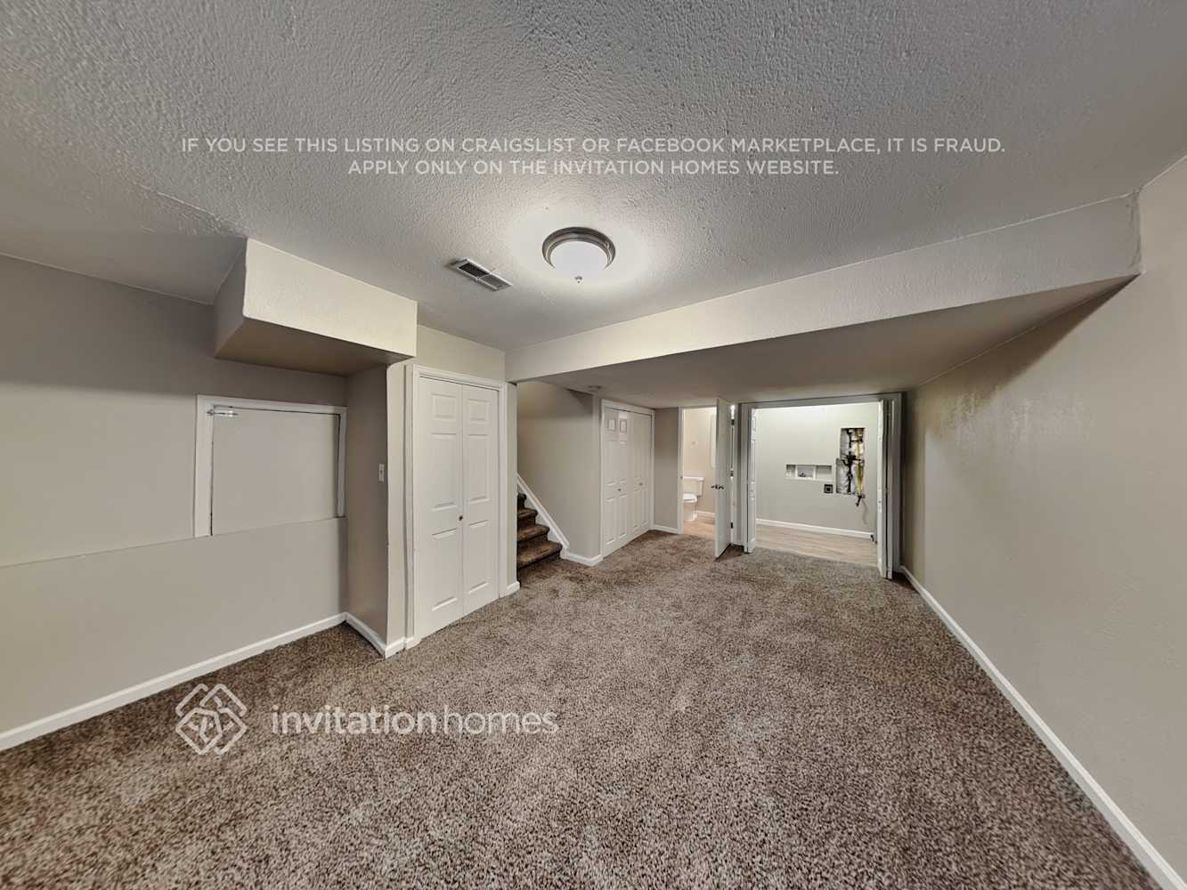 Building Photo - 5305 S Jericho St