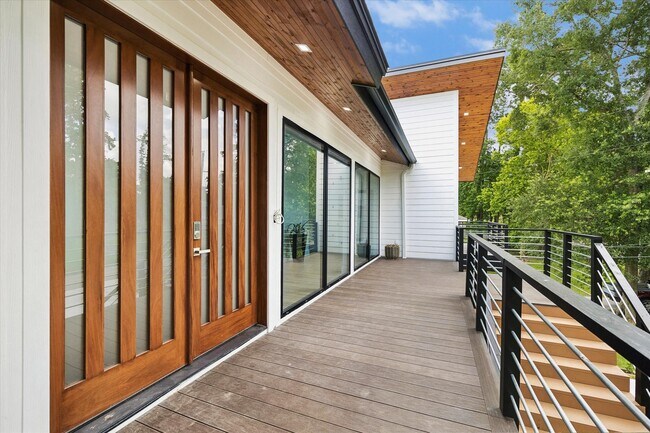 Building Photo - 407 Brook Hollow Dr