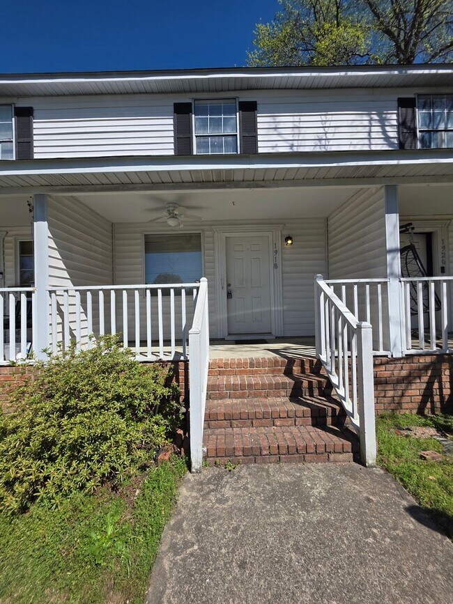 Building Photo - 1914-1920 Jessamine Road West Columbia, SC 29169