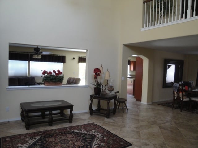 Building Photo - Beautifully upgraded Newer Home