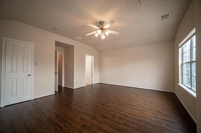 Building Photo - 13103 Peppergate Ln