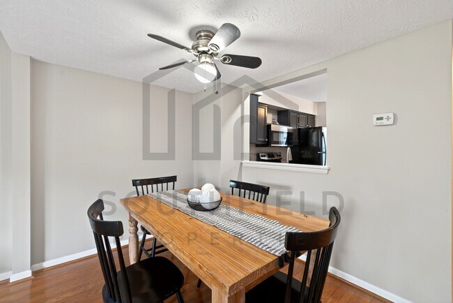 Building Photo - 1069 Crisfield Dr