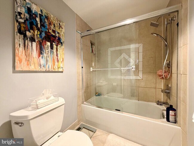 Building Photo - 1080 Wisconsin Ave NW