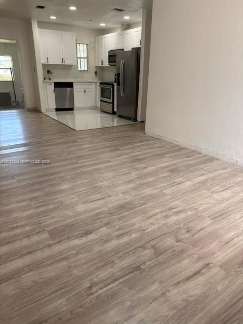 Building Photo - 831 NE 157th Ter