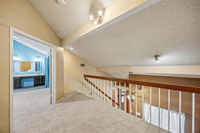 Building Photo - 559 Ranch Trail