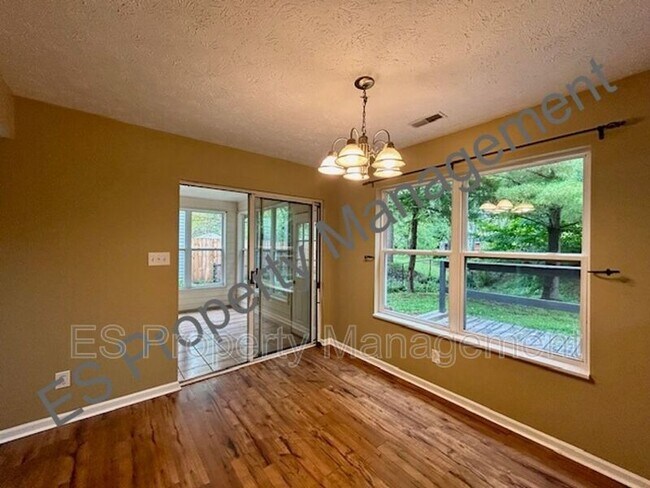 Building Photo - 7580 Sycamore Grove Ct