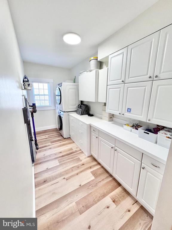 Building Photo - 15 River Oak Dr