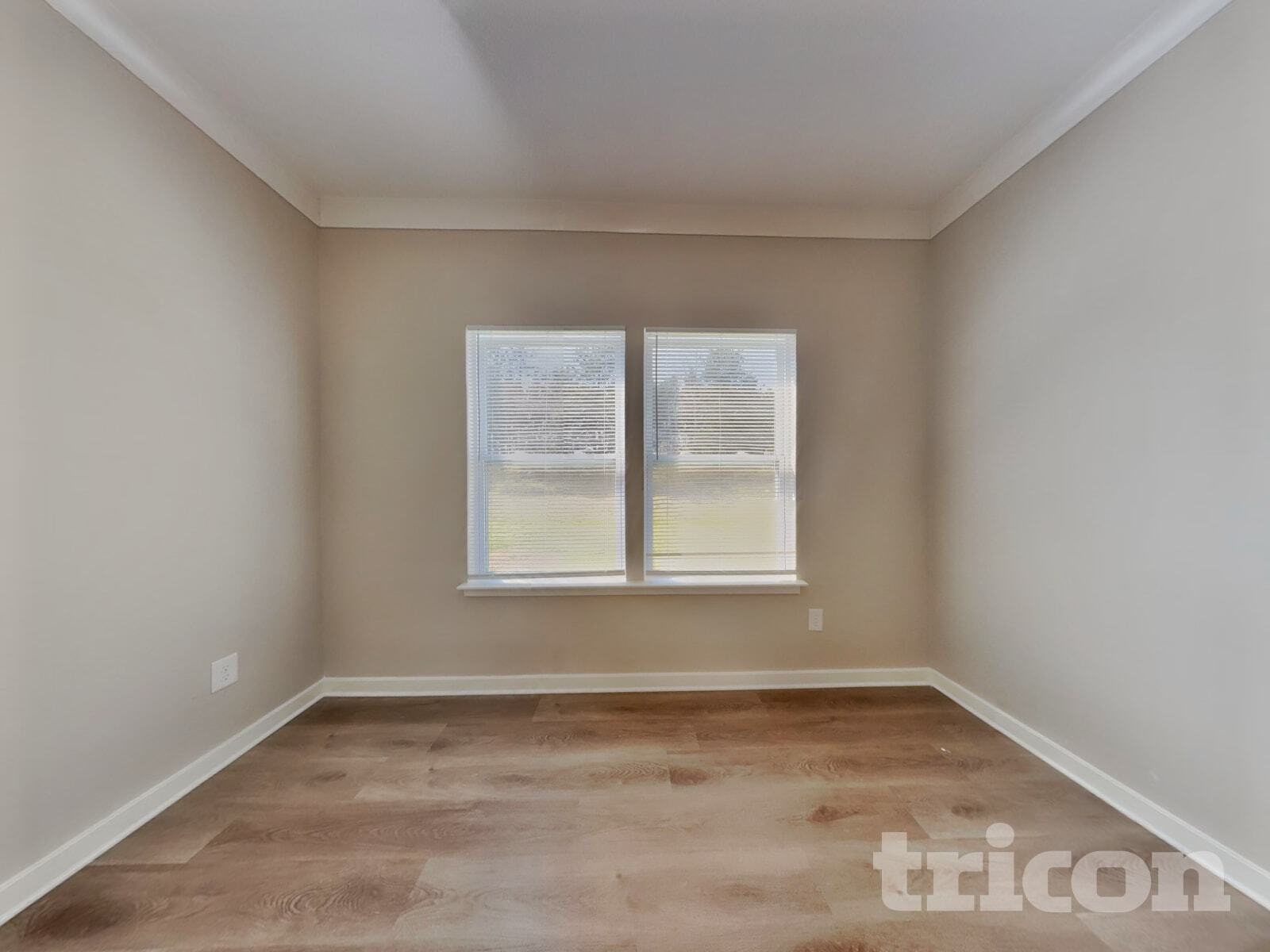 Building Photo - 513 Soaring St