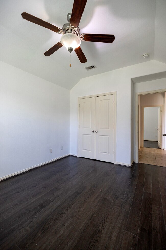 Building Photo - 1822 Olive Pine Dr
