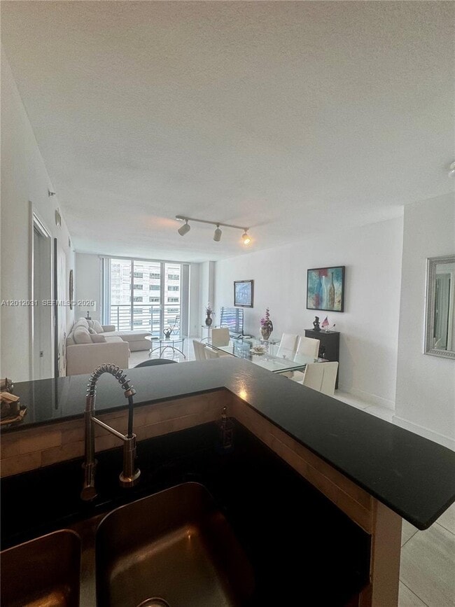 Building Photo - 335 S Biscayne Blvd