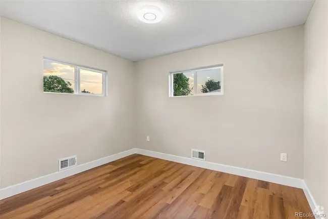 Building Photo - 10821 Larry Dr