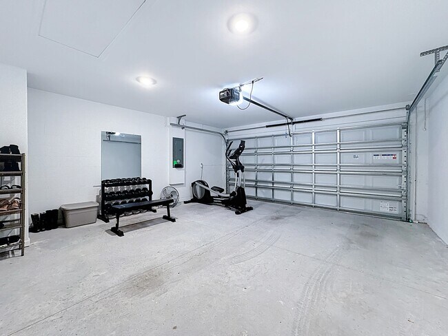 Building Photo - 5023 Barnet Dr