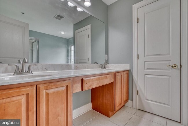 Building Photo - 8112 Winding Ross Way