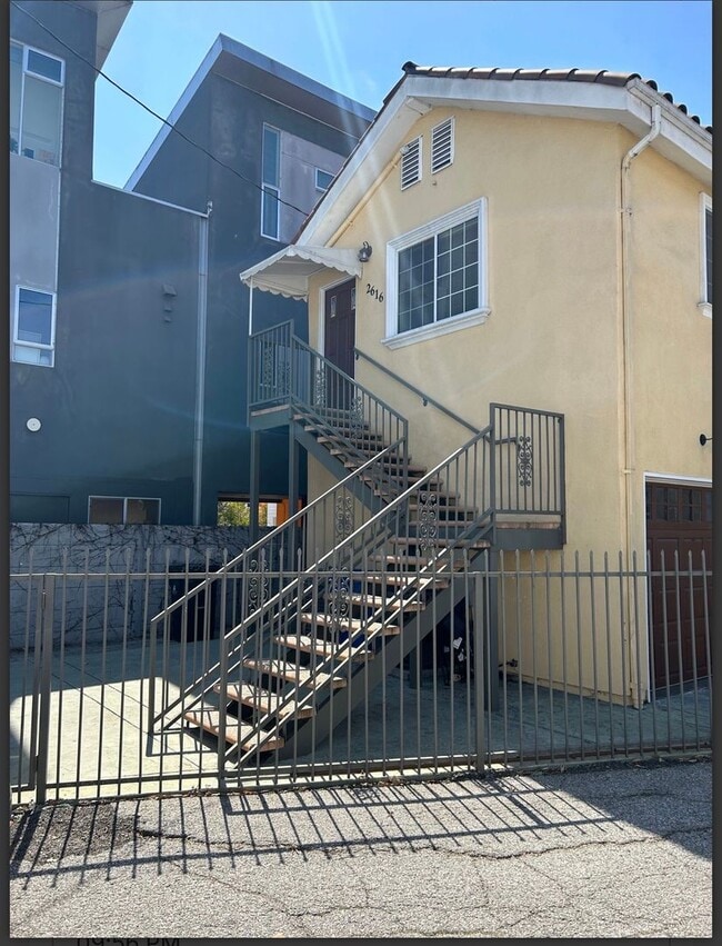 Building Photo - 2616-2618 Cullen St