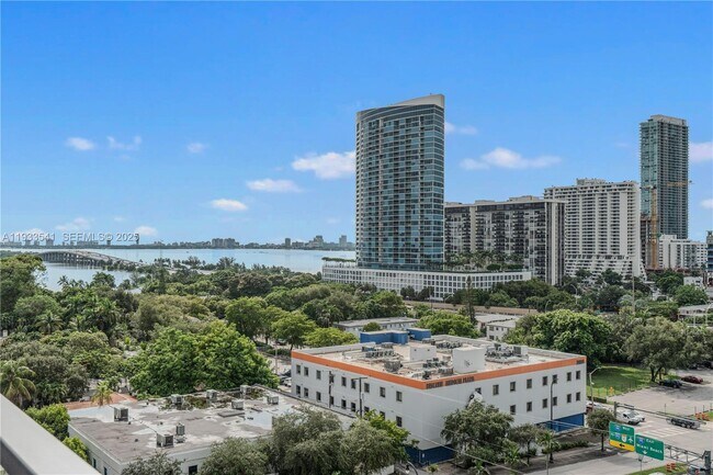 Building Photo - 3900 Biscayne Blvd