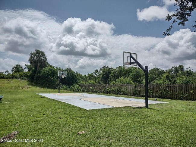 Building Photo - 6130 Meghan Dr