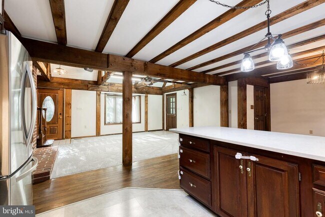 Building Photo - 12610 Timber Grove Rd