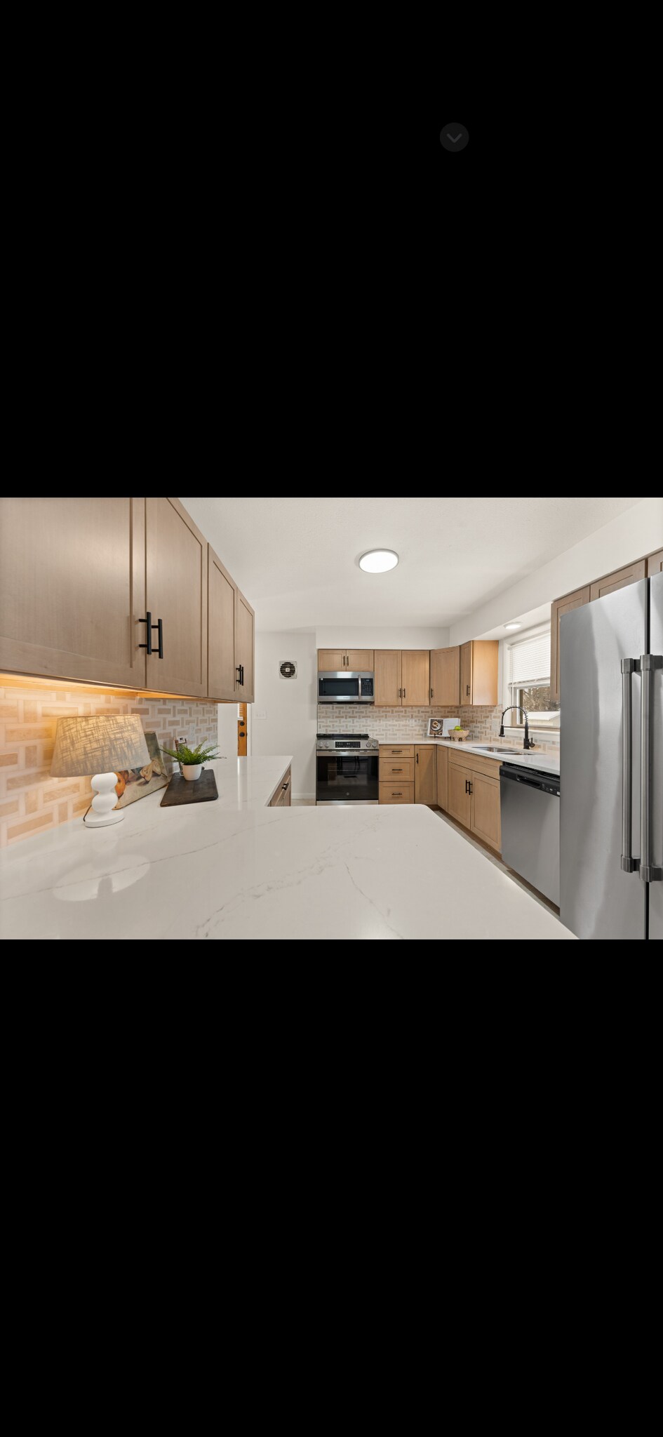 Building Photo - 810 Shady Ln
