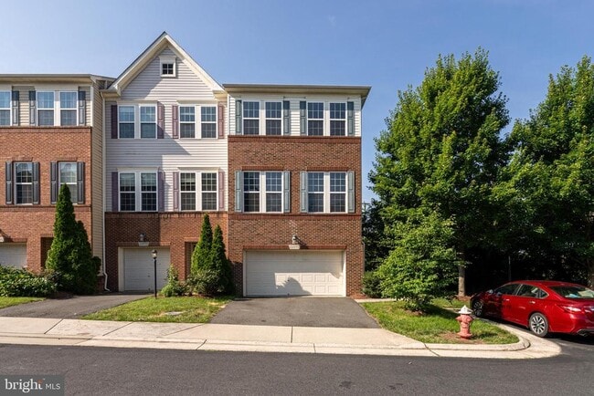 Primary Photo - 22571 Highcroft Terrace