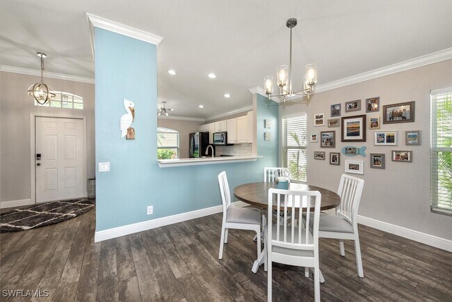 Building Photo - 8884 Fawn Ridge Dr