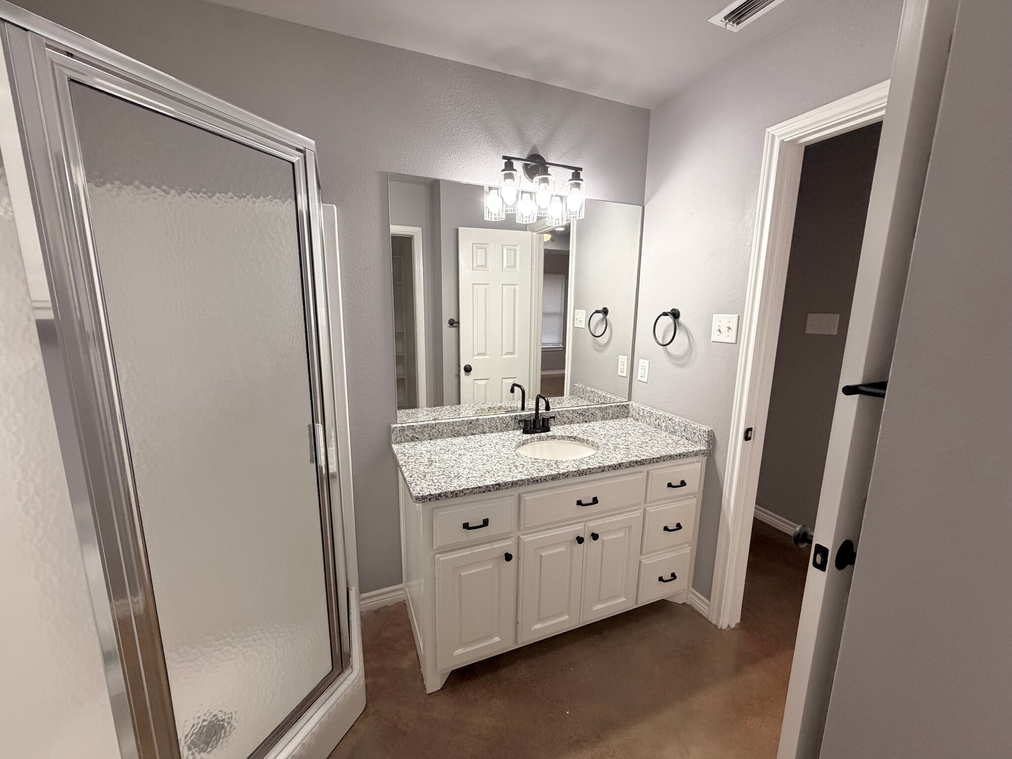Master Bath - 271 Lawrence Rd