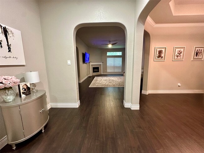 Building Photo - 21641 Forest Colony Dr