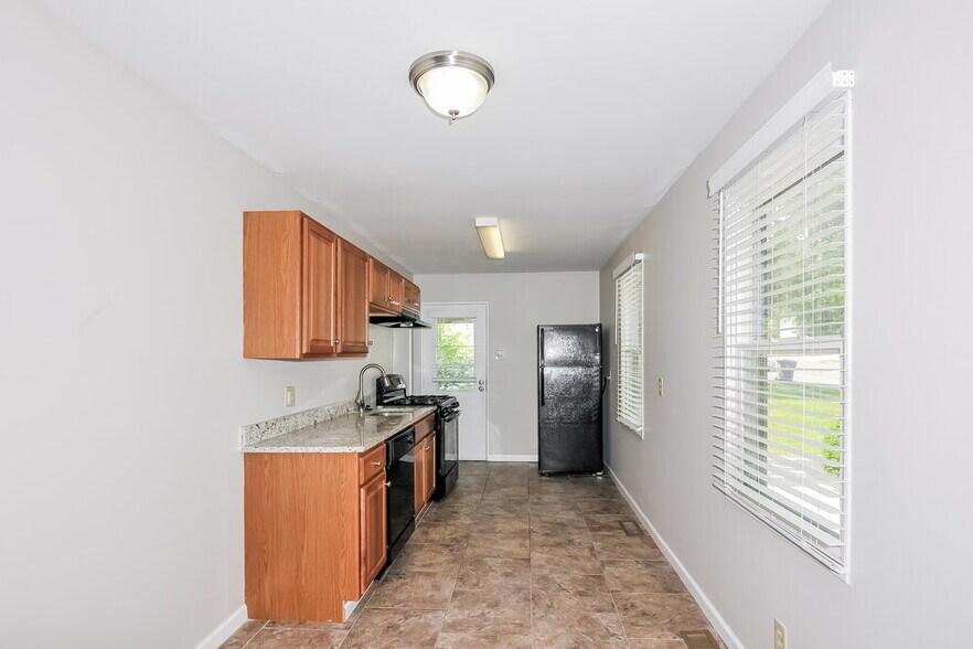 Building Photo - 2310 Mullanphy Ln