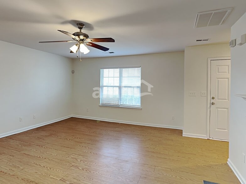 Building Photo - 8621 Berrybrook Ln