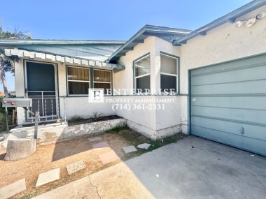 Building Photo - Move-In Ready 3 Bed Home | New Floors, Big...