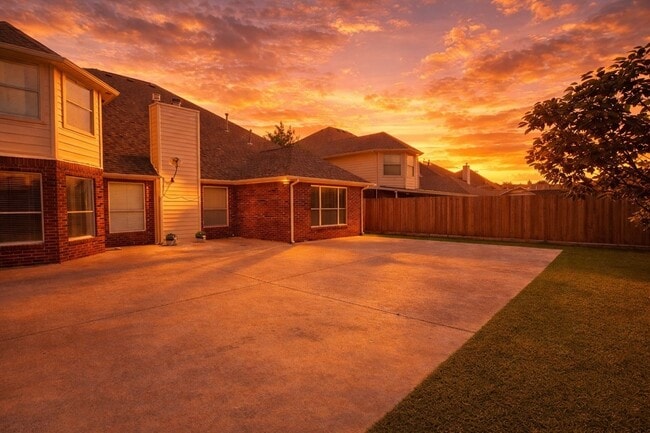 Building Photo - 13623 Eldridge Springs Way