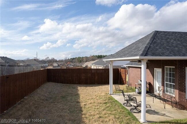 Building Photo - 400 Bordeaux Cir