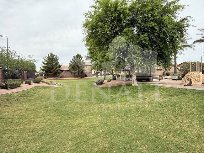 Building Photo - 244 E Prescott Dr