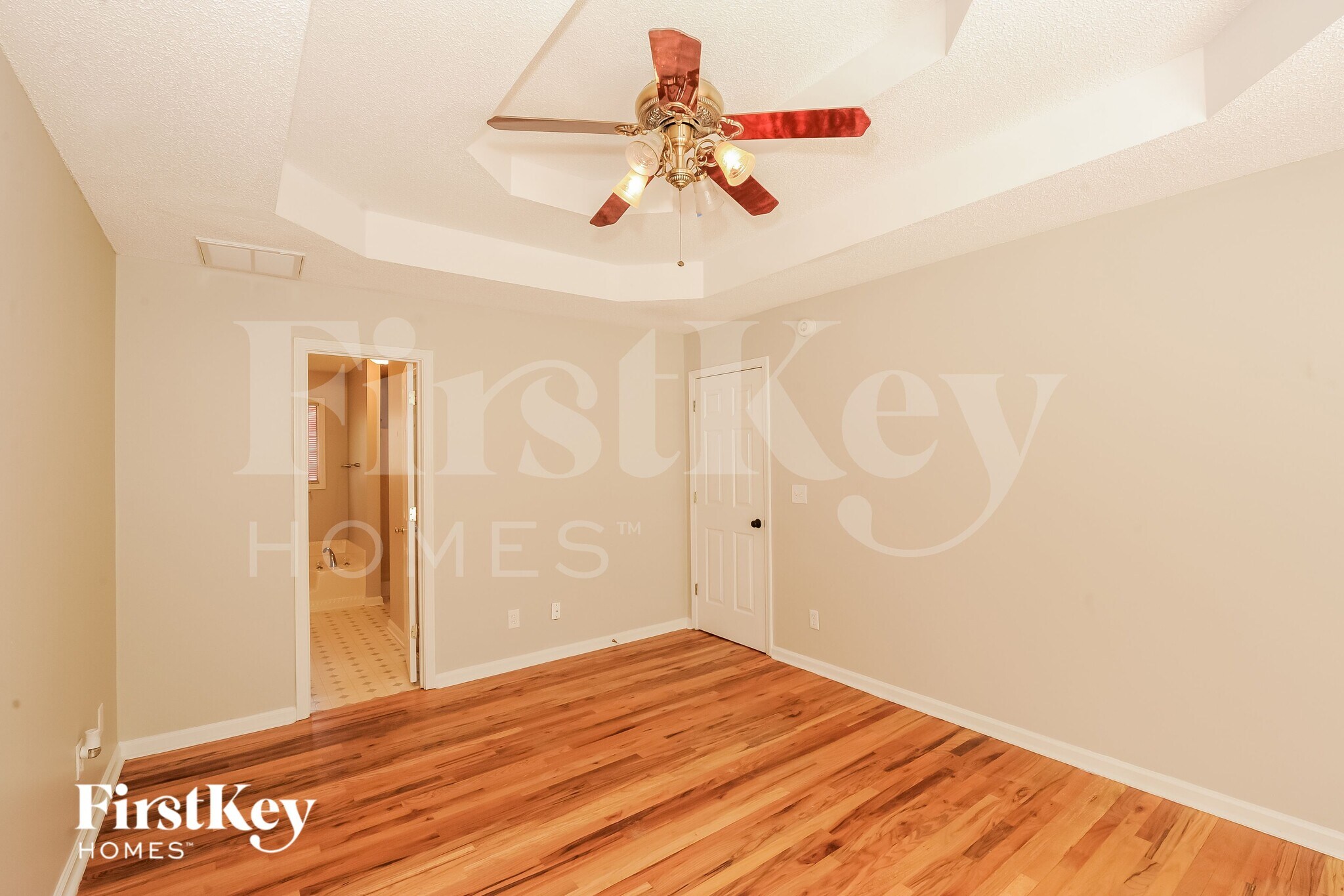 Building Photo - 382 Scenic Ln
