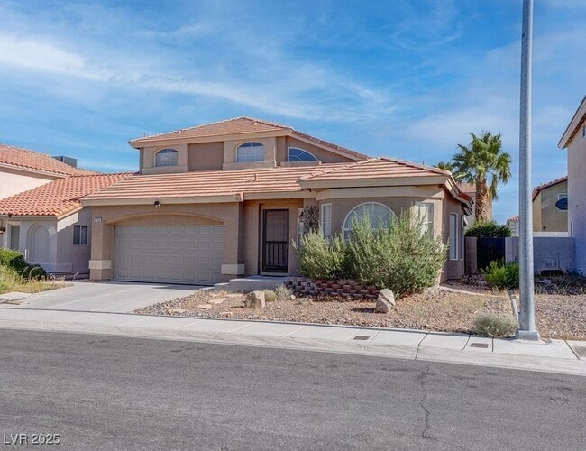 Building Photo - 8753 Country View Ave
