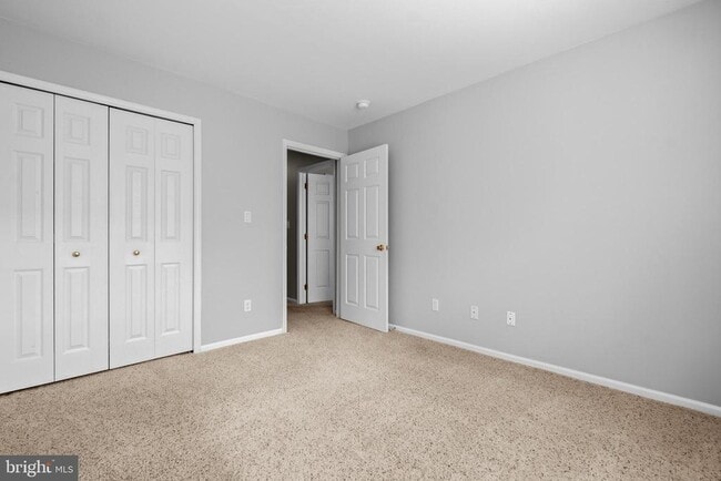 Building Photo - 3906 Grenwich Ln