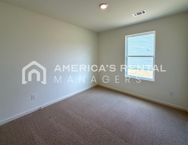 Building Photo - Spacious & Modern 4-Bedroom, with Blinds Included!! Retreat in Magnolia Hills - Pet-Friendly! Ava...