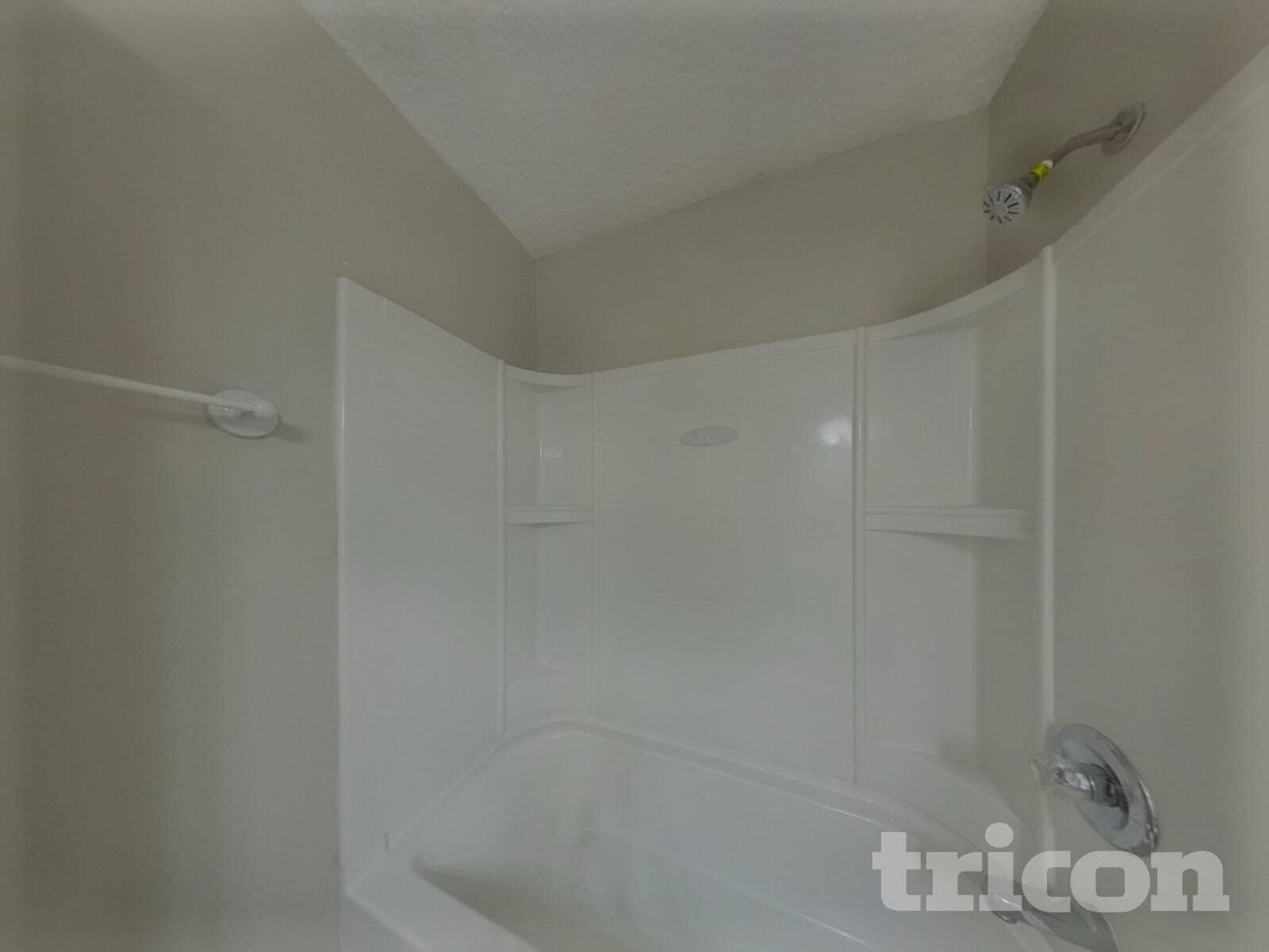 Building Photo - 15180 Bareback Dr